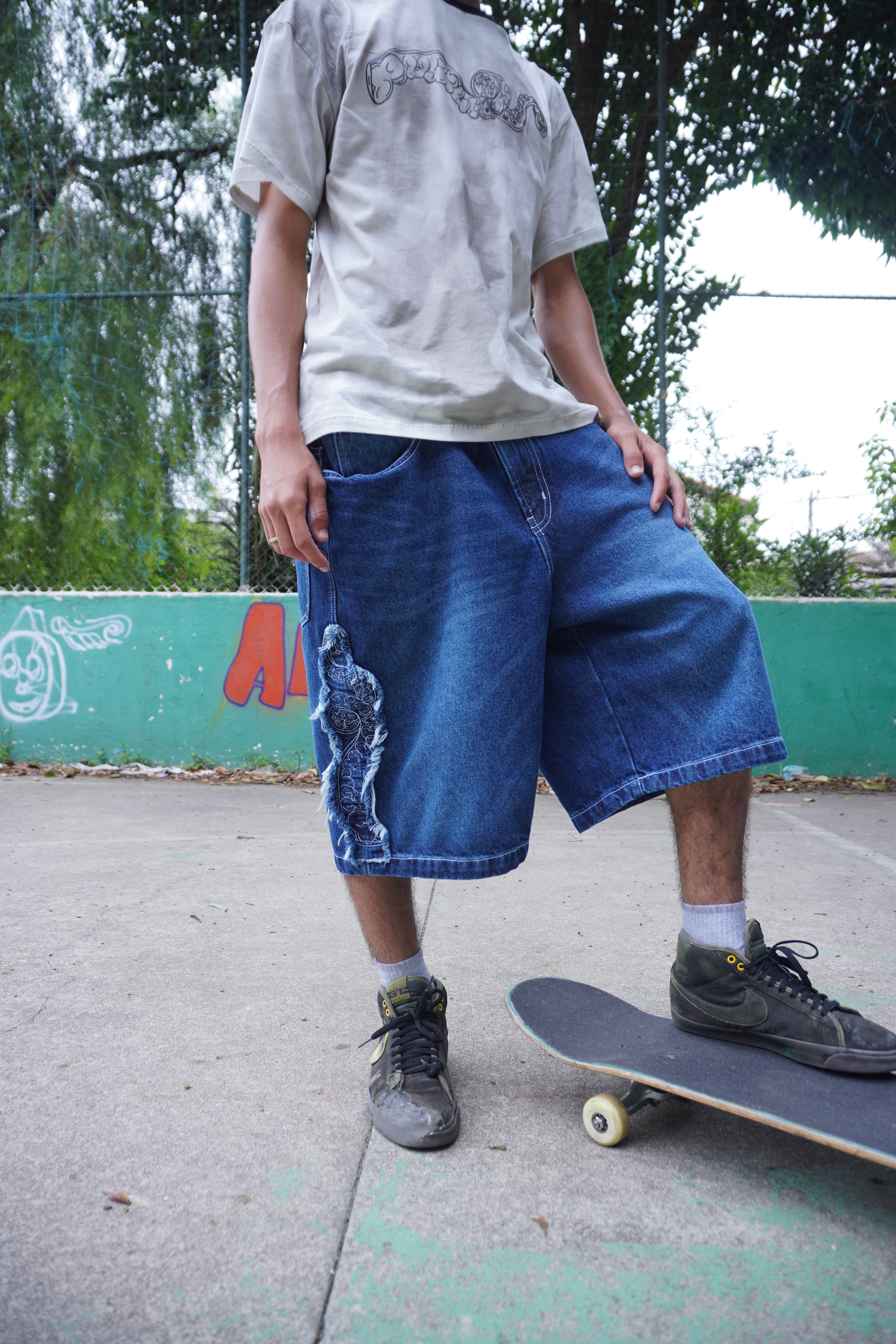 JHORTS TENTACLE JEANS - Image 5